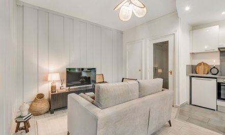 An Air of Elegance 3