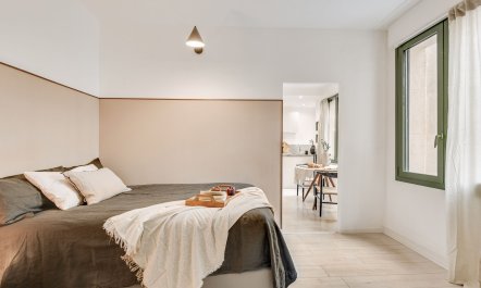 An Air of Elegance 9