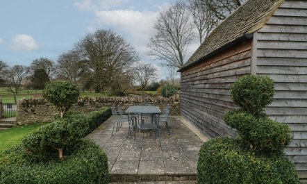Cotswolds Cosy 2
