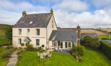 The Farmhouse at Broad Downs 1