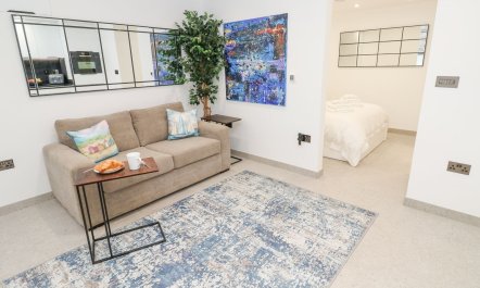 2A Salubrious Terrace 3