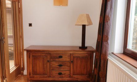 Walworth Castle Lodge 5