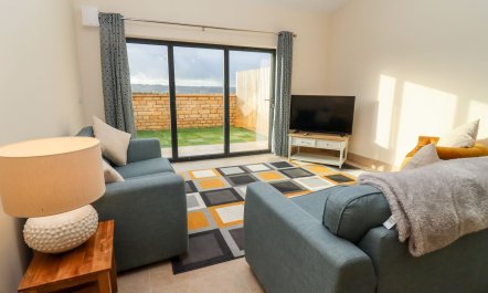 Bears Court North Barn 1 2