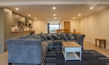 Bears Court North Barn 8 2