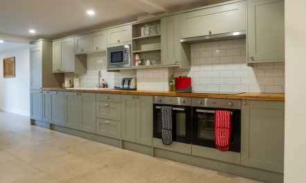 Bears Court North Barn 8 6