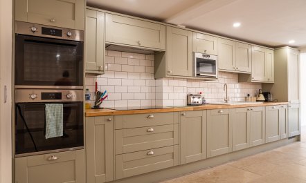 Bears Court North Barn 6 2