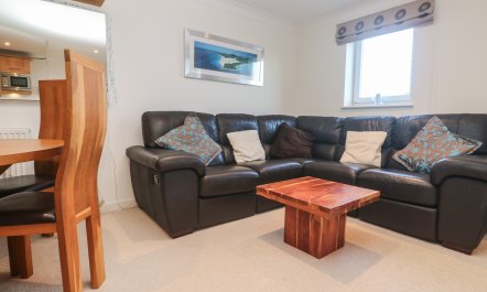 Flat 2, Godrevy View 3