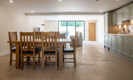 Bears Court North Barn 7 4