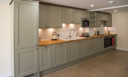 Bears Court North Barn 7 5