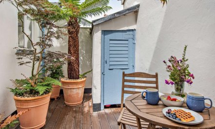 1 Bed in Appledore 3