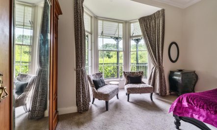 10 Bed in Barnstaple 8