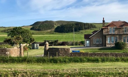 5 Bed in Campbelltown 1