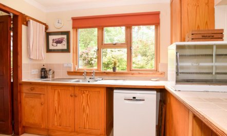 5 Bed in Lochailort 9