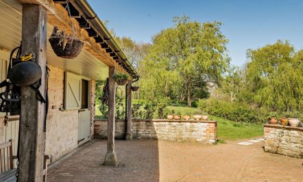 1 Bed in Fifehead Neville