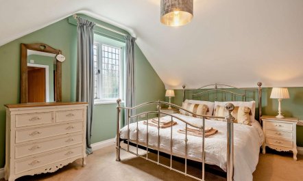 3 Bed in Wrexham 5