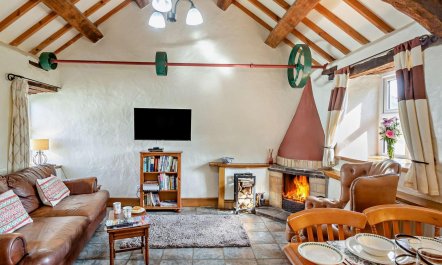 2 Bed in Conwy 4