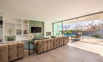 Balearic Elegance 8