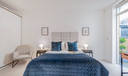 Fitzrovian Romance 1