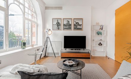 Fitzrovian Romance 3