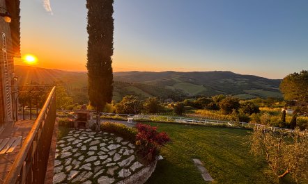 Savour the Tuscan Sunset