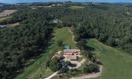 Tranquil Tuscan Retreat 2