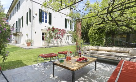 The Tuscan Library 3