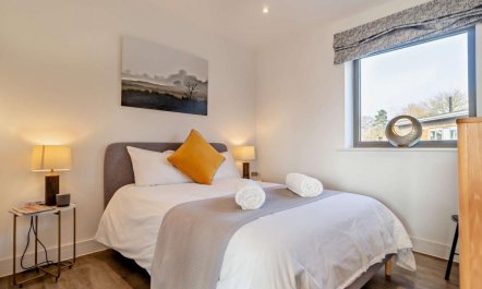 2 Bed in East Bergholt 4