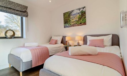 2 Bed in East Bergholt 5