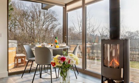 2 Bed in East Bergholt 6