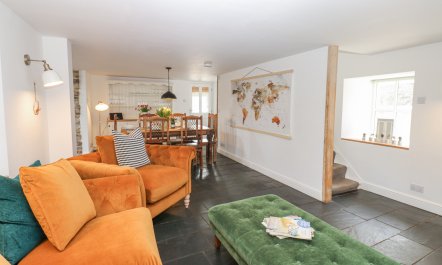 The Dale Cottage 1