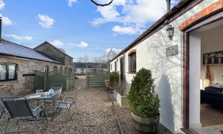 The Old Stables, Waterrow 8