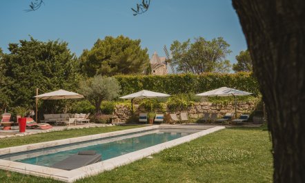 Proven&ccedil;al Charm 0