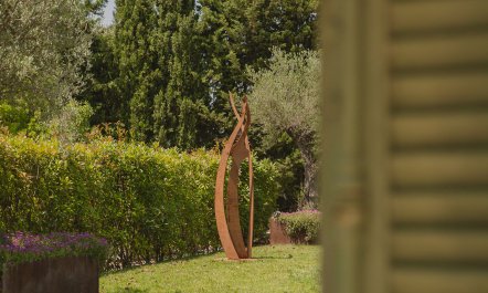 Proven&ccedil;al Charm 0