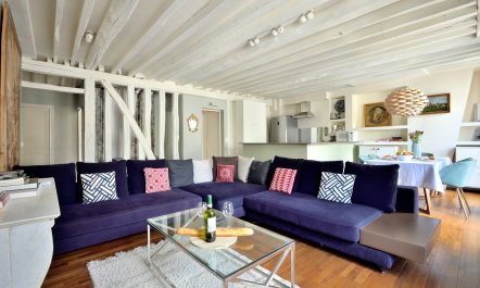 Romantic Refuge 0