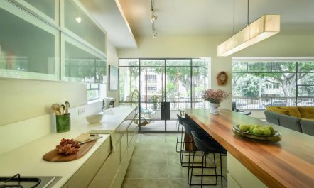 The Tel Aviv Retreat 9