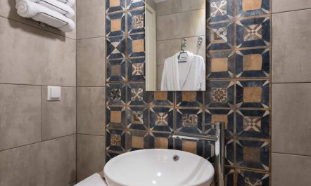 It's in the Vineyards 7