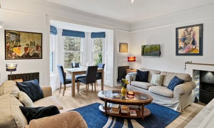 The Penthouse at Woodlands 1