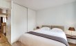 The Paris Pearl 7
