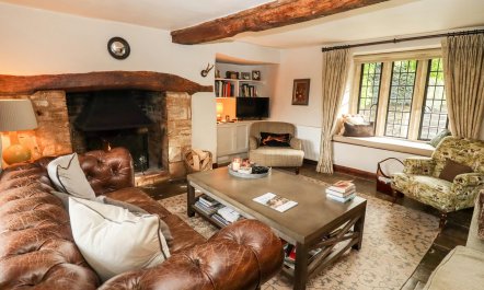 River Windrush Valley Cottage 2