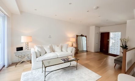 Notting Hill Jewel 3