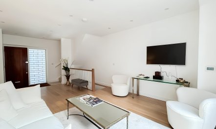 Notting Hill Jewel 0