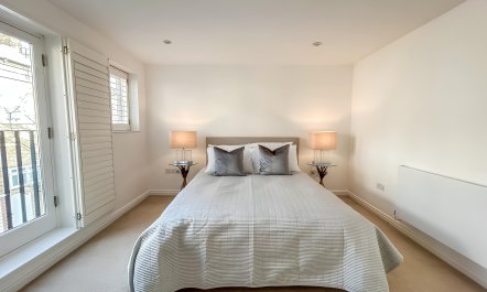 Notting Hill Jewel 4