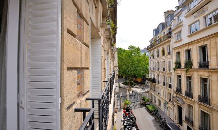 Parisian Silhouette 2