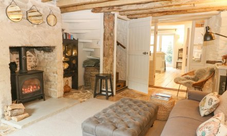 Minchinhampton Cottage 2