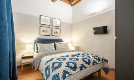 Divine & Delightful 1