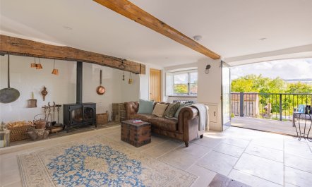 South Downs Hideaway 7