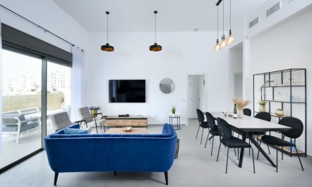 Accents of Royal Blue