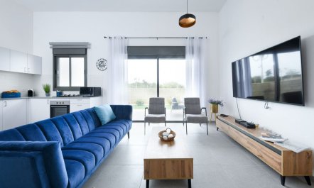 Accents of Royal Blue 2