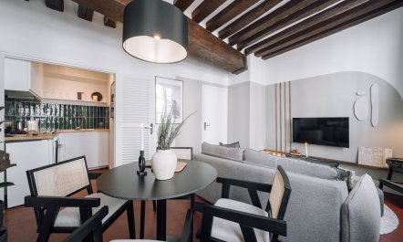 The Parisian's Haven 7