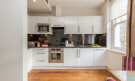 Knightsbridge Living 6